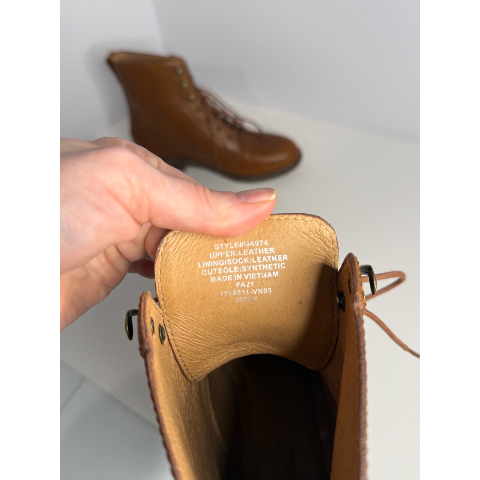 Madewell English Saddle Leather Lace Up Combat Boots NA974 Brown Womens Size 8