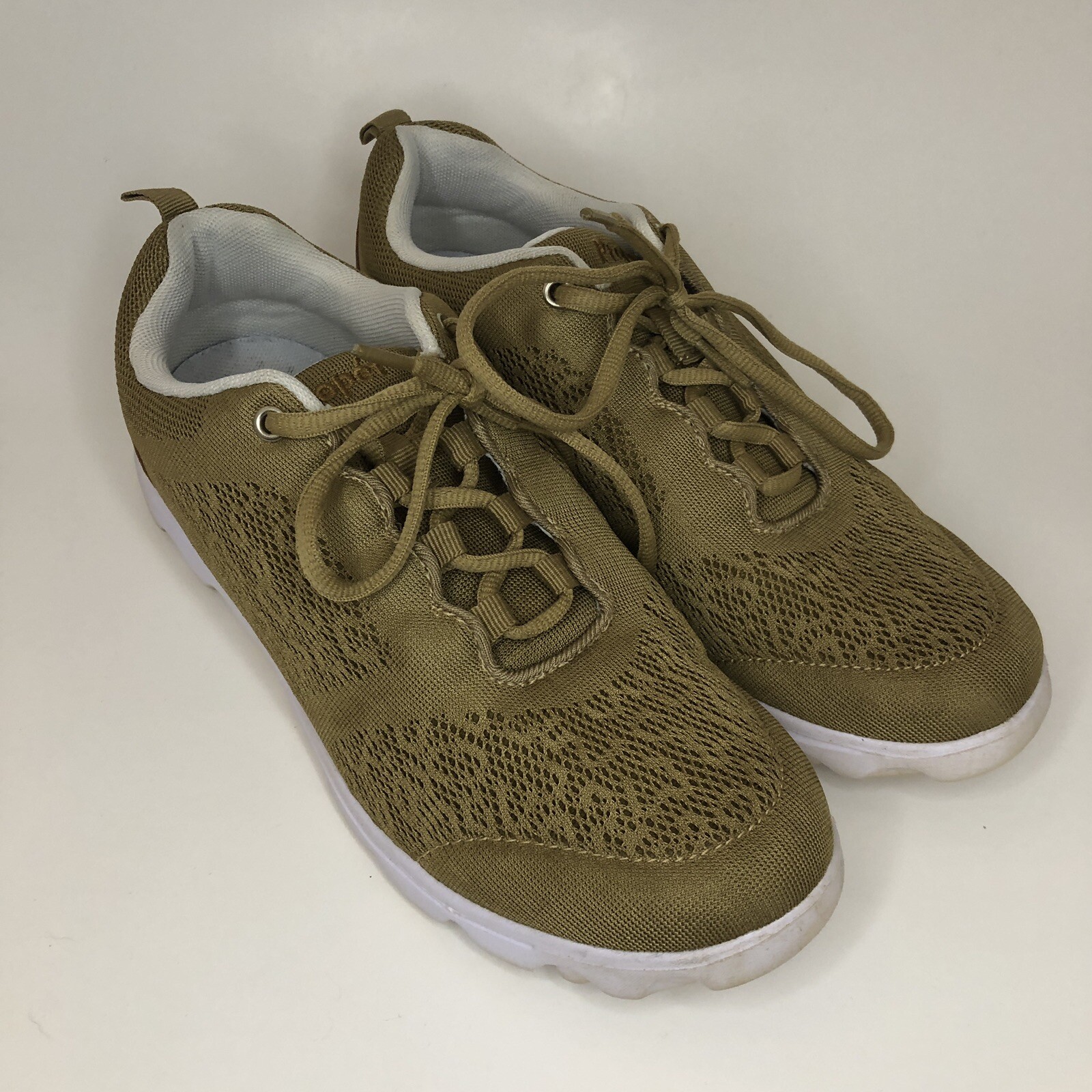 Propet Women’s Size 9 Travelactiv Walking Honey Sneaker W5102 Super Lightweight