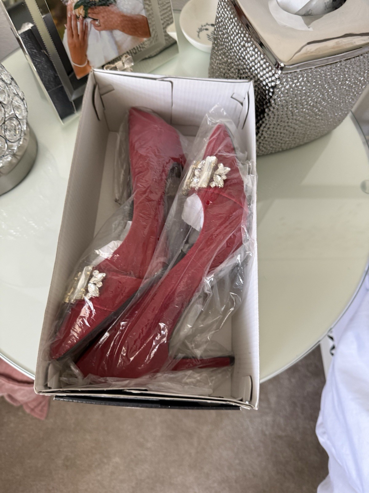 Karl Lagerfeld Paris Red Pointed Toe Embellished Pump Heels Slip On 9 M