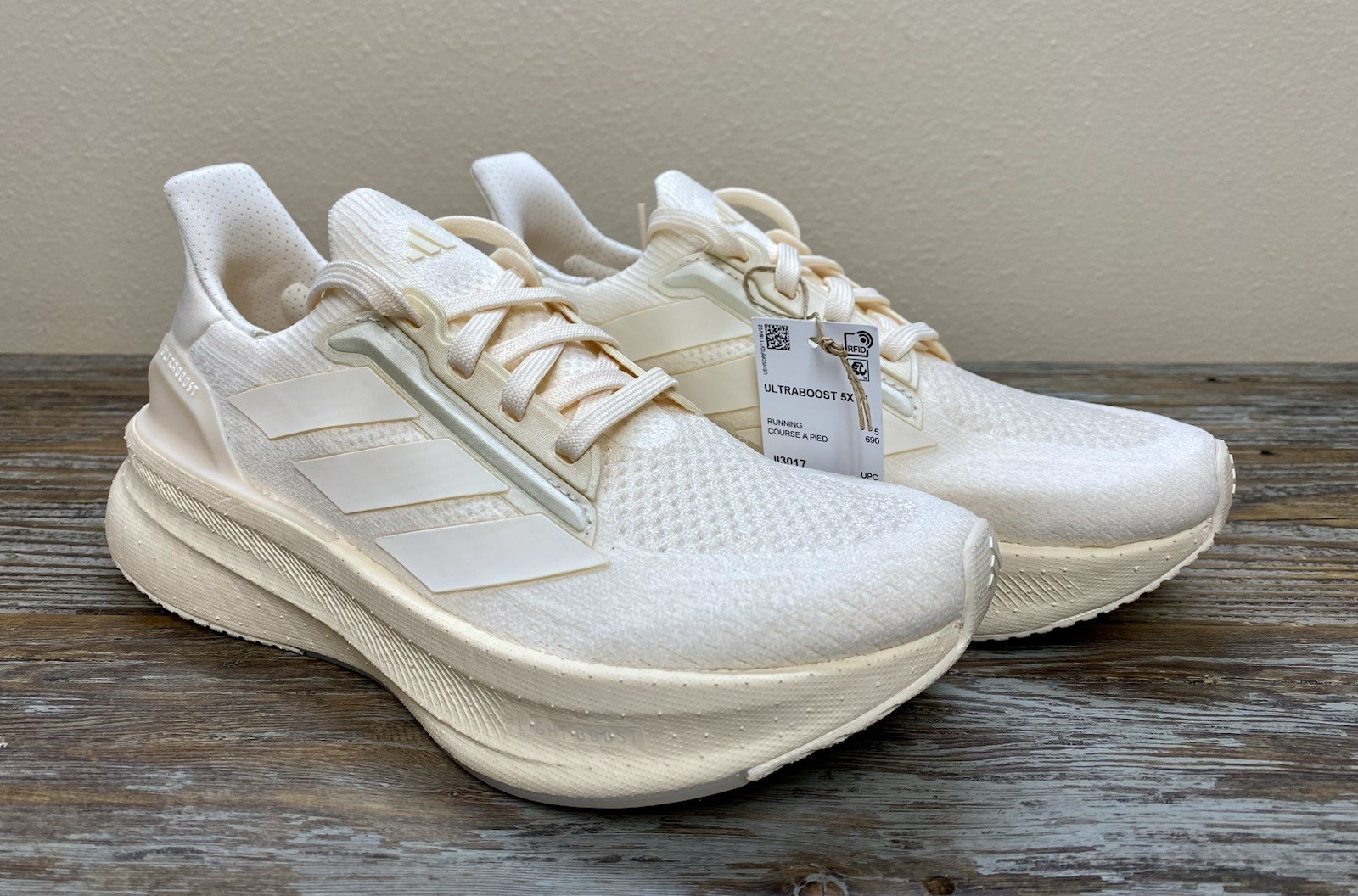 Adidas Ultraboost 5X Wonder White Cream Running Shoes JI3017 Women’s Size 7.5