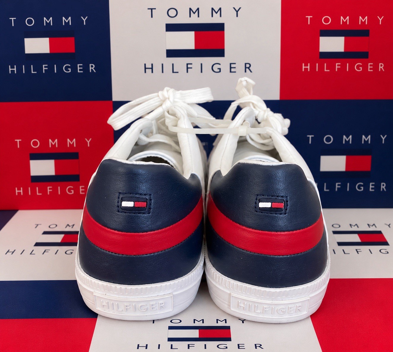 Tommy Hilfiger Women’s White Low Top Sneakers – Classic Lace Up Casual , Size 9
