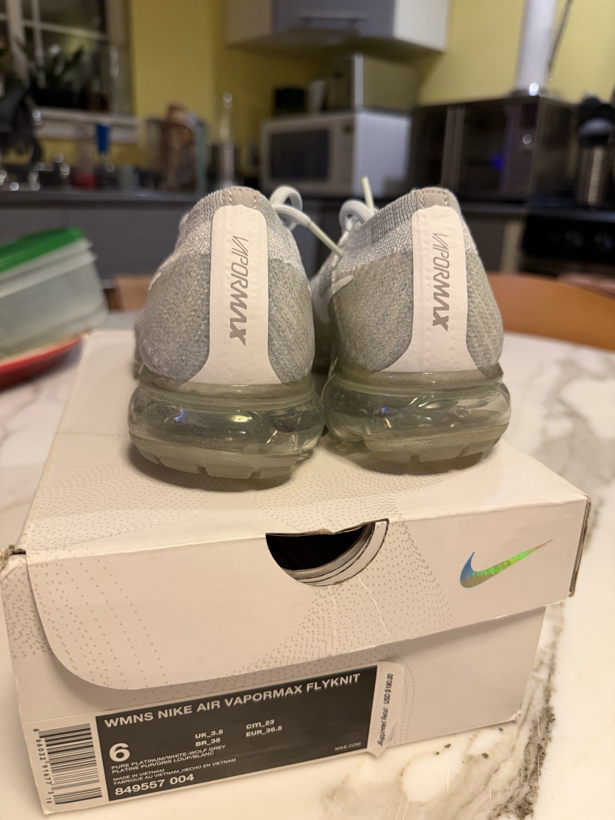 Women’s US Size 6 Nike Air VaporMax Flyknit Women’s Pure Platinum Gray
