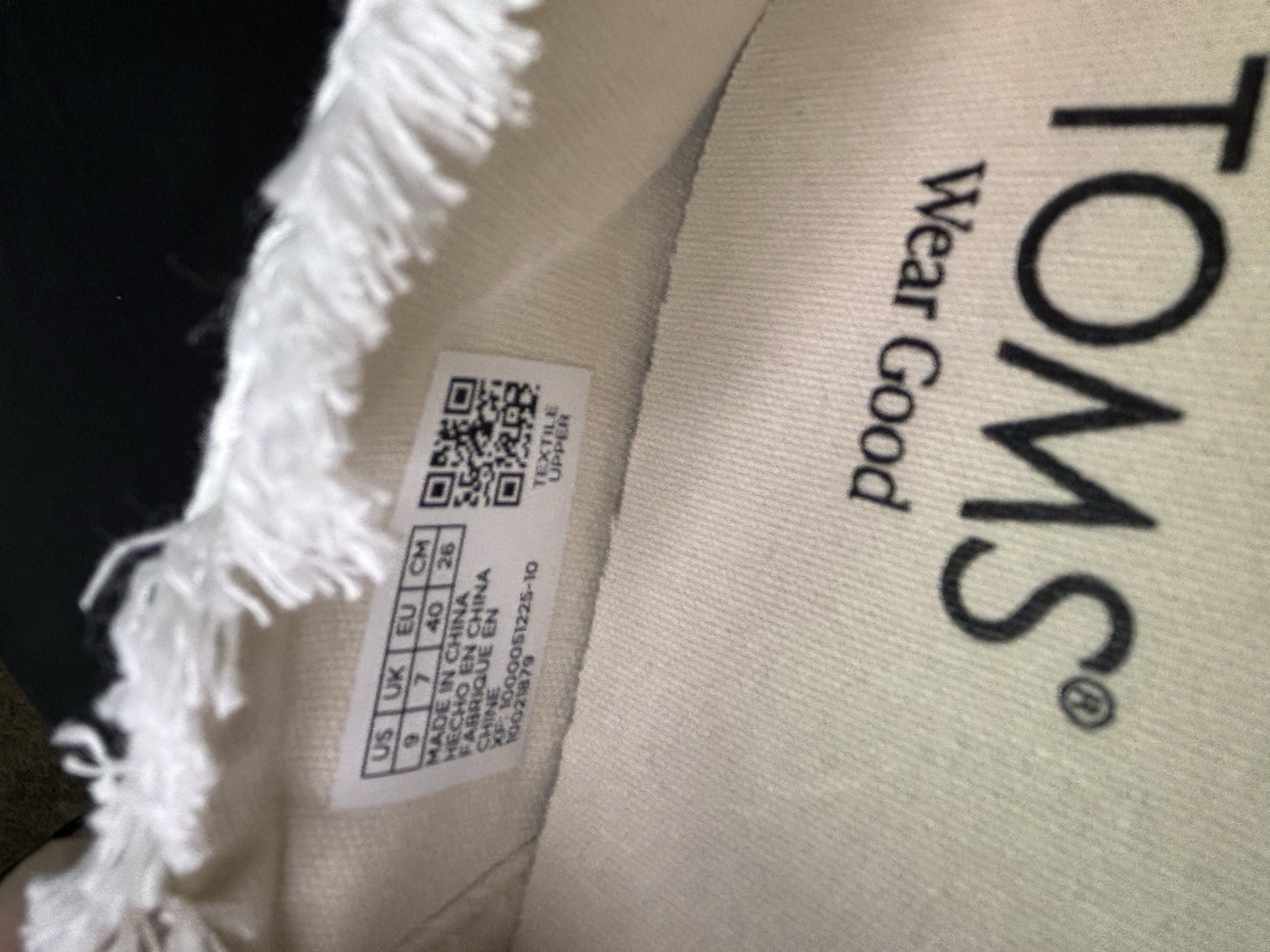 Tom’s Carolina lace up Sneaker For Woman Size 9