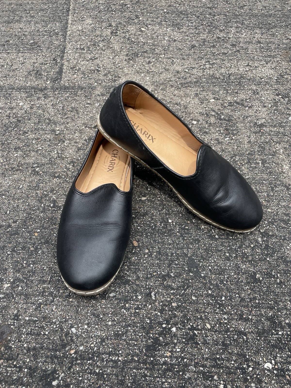 CHARIX Black Leather Artisan Slip On Loafers Flats EU 41 US 8 Men / 10 Women