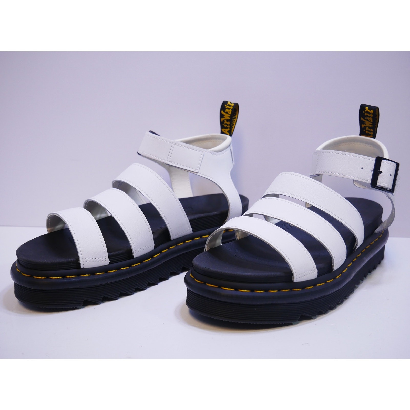 New Dr. Martens Blaire Hydro Leather White Platform Sandals LA004 Women Size 10