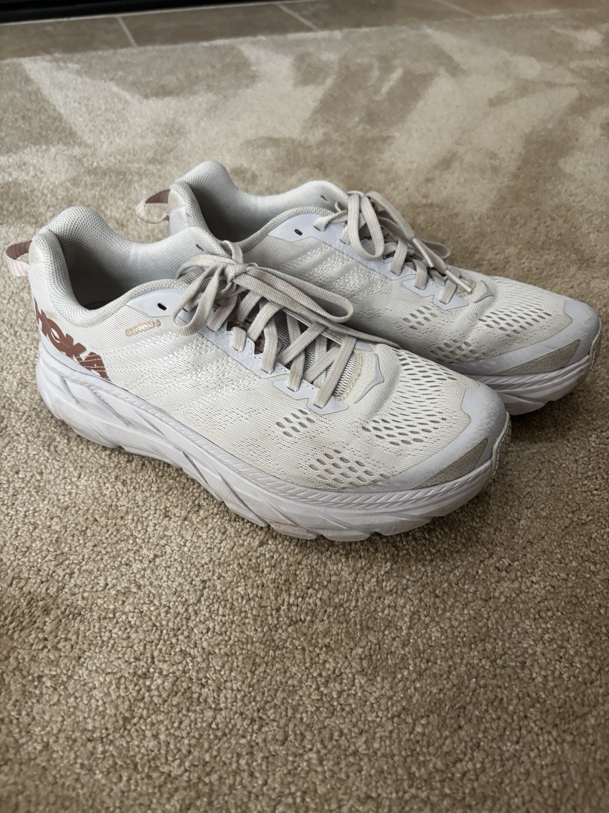 Hoka One One Women’s Clifton 6 White Running Shoes Size 8
