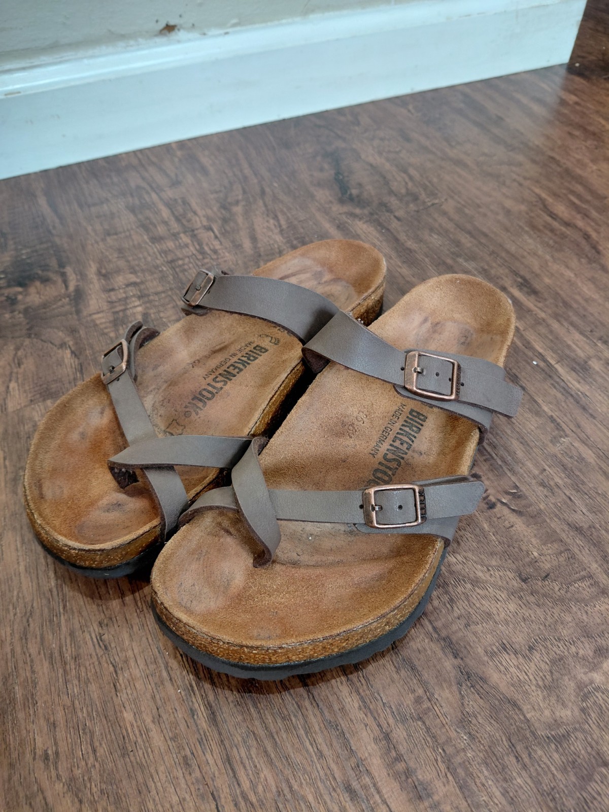 Birkenstock Mayari Sandals Women’s Size 39EU 8US Regular Brown