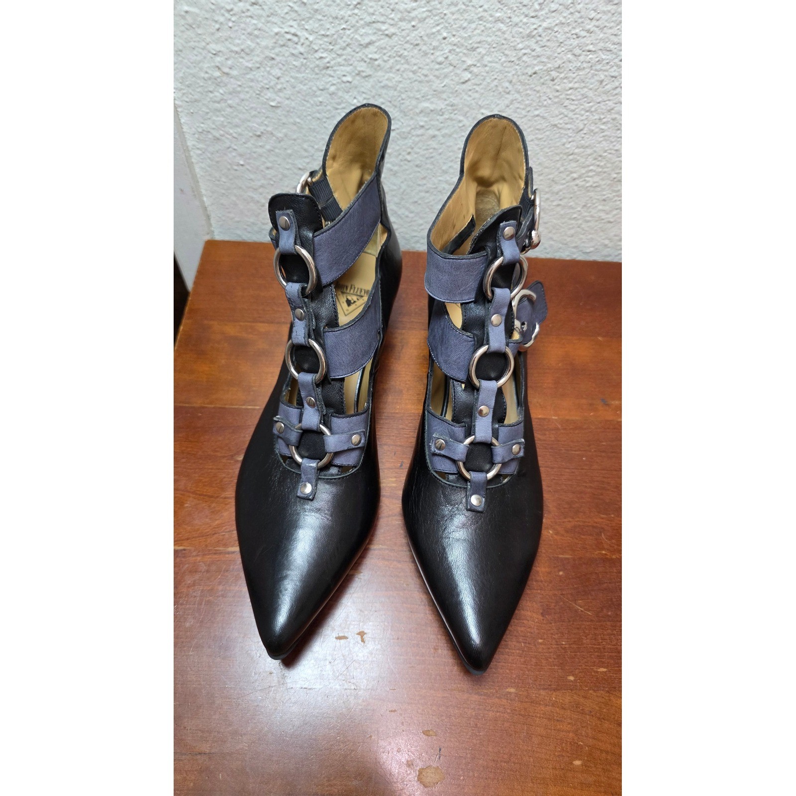 John Fluevog Ankle Boots Womens 11 Black Blue Ring Buckle Pointed Toe Victorian