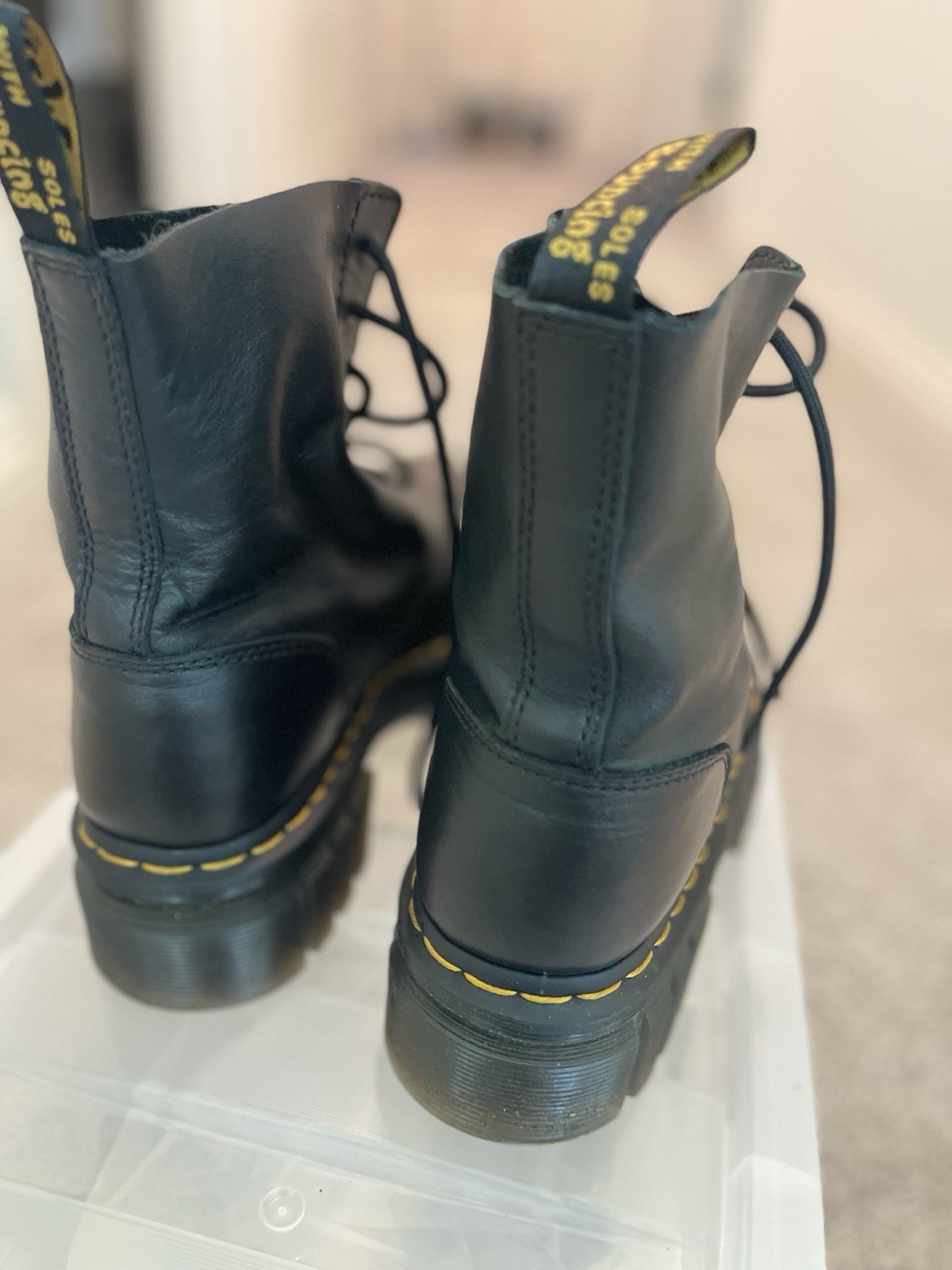 Dr. Martens Audrick 8-Eye Black Leather Platform Lace-Up Boots Women’s US 9
