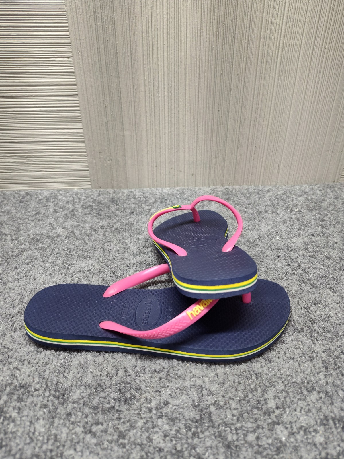 Havaianas Women Sandal 3/4Y Navy Blue Pink Thong Flip Flop Open Toe Outdoor