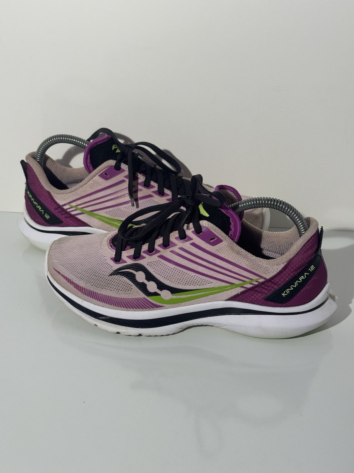 Saucony Women’s Kinvara 12 Running Shoe Fairytale/Razzle Size 8 Regular