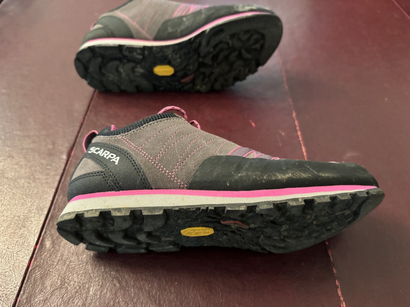 Scarpa Crux Approach Women’s Sz 7.5 Gray Pink Trail Hiking Suede Shoes Sneakers