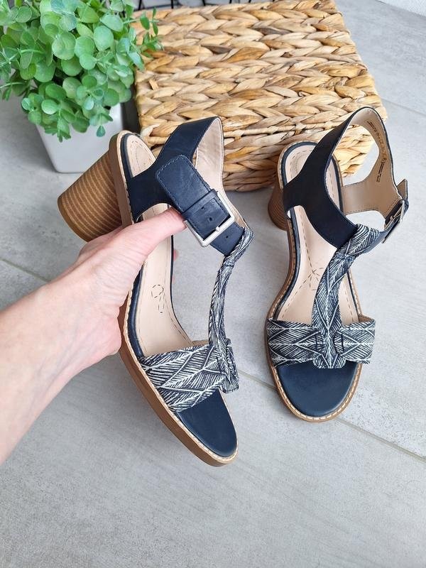 ladies clarks heels navy 40 #1PF7