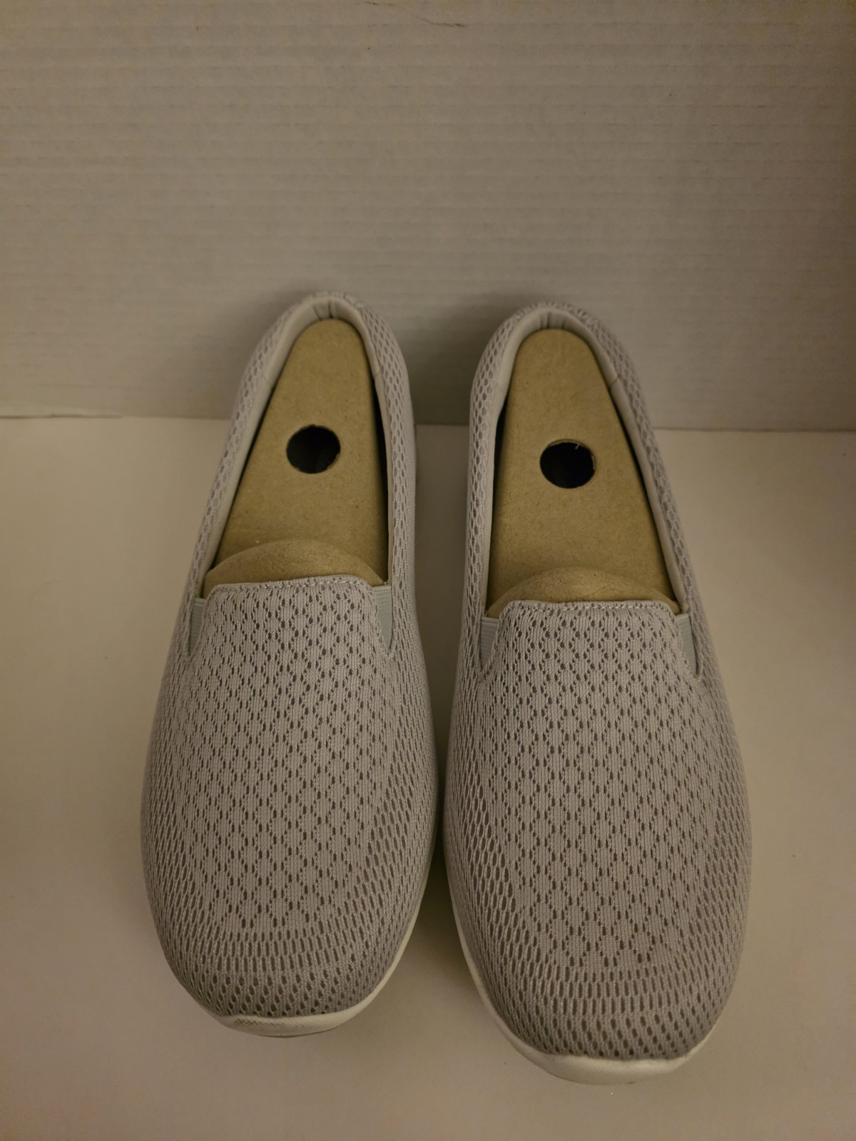 Skechers Relaxed Fit Reggae Fest Memory Foam Air Cooled Lighr Gray NIB 9.5
