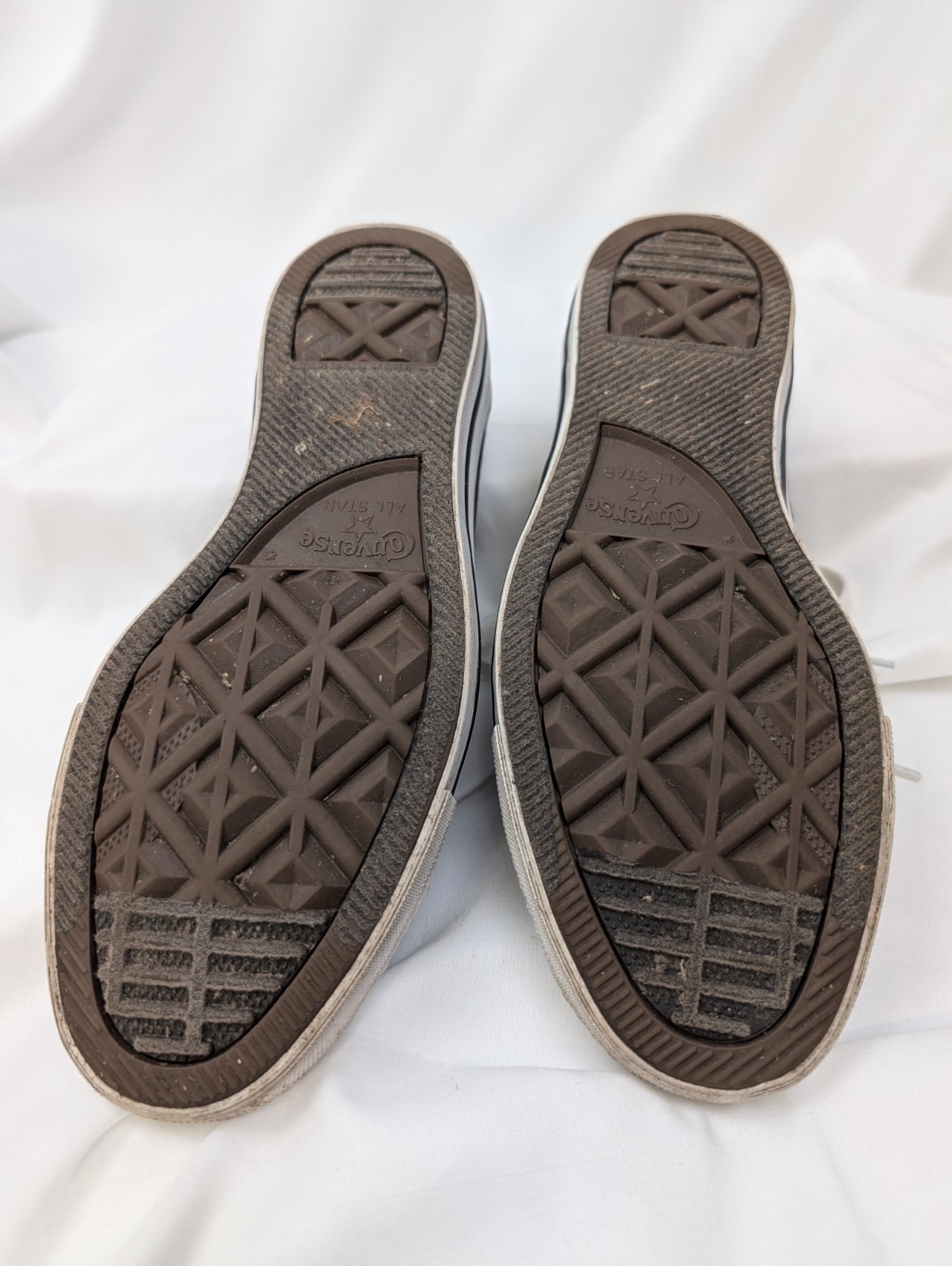 Converse All Star Low Top Canvas Sneakers Brown Unisex Mens 5 Womens 7 Used