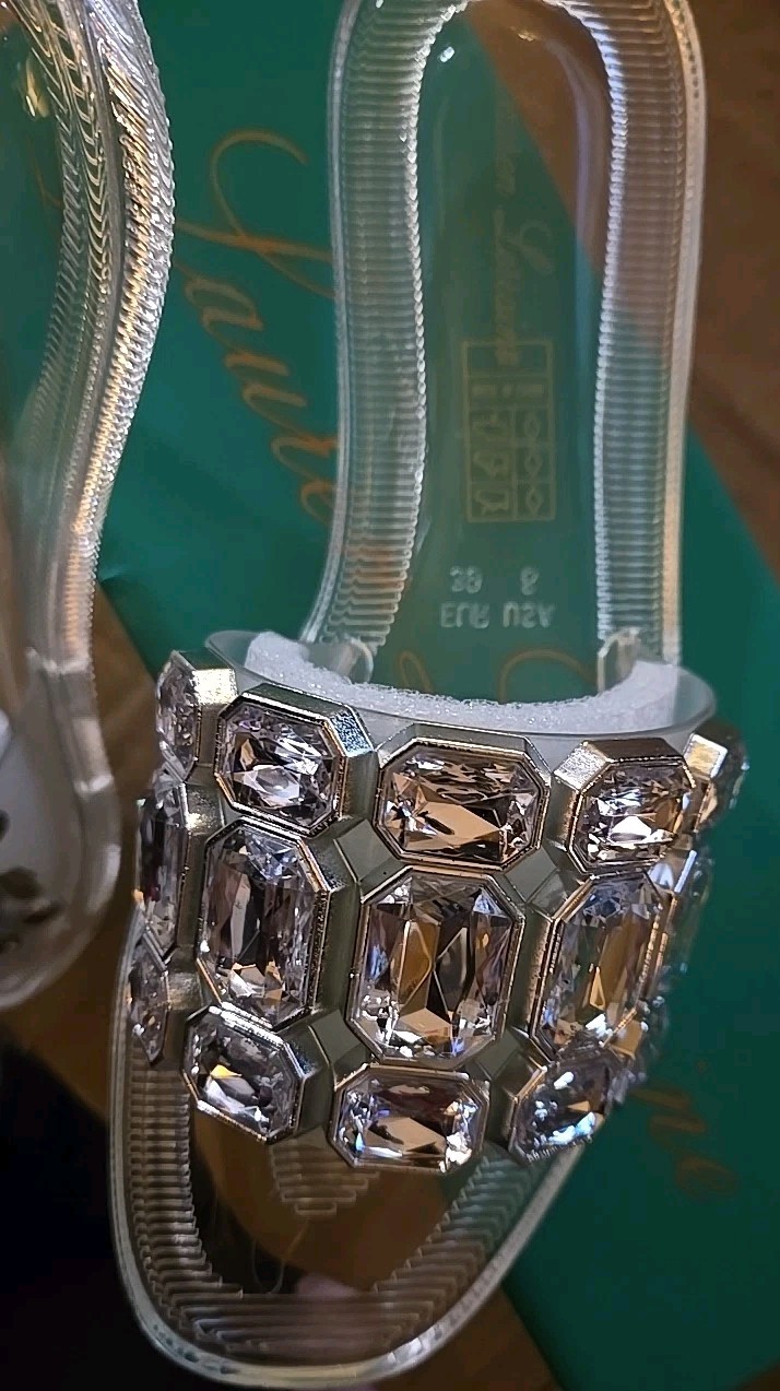 Lauren Lorraine ~ Jade~ Clear Stone Sandals size 8 Comfort meets Classy.