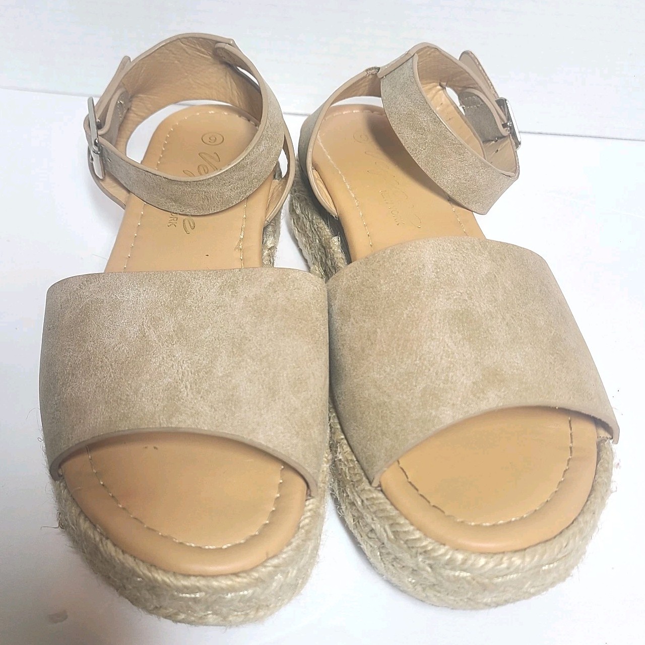 Vepose New York Womens Platform Sandals Sz 6 Gold/Nude CJY400A Espadrilles