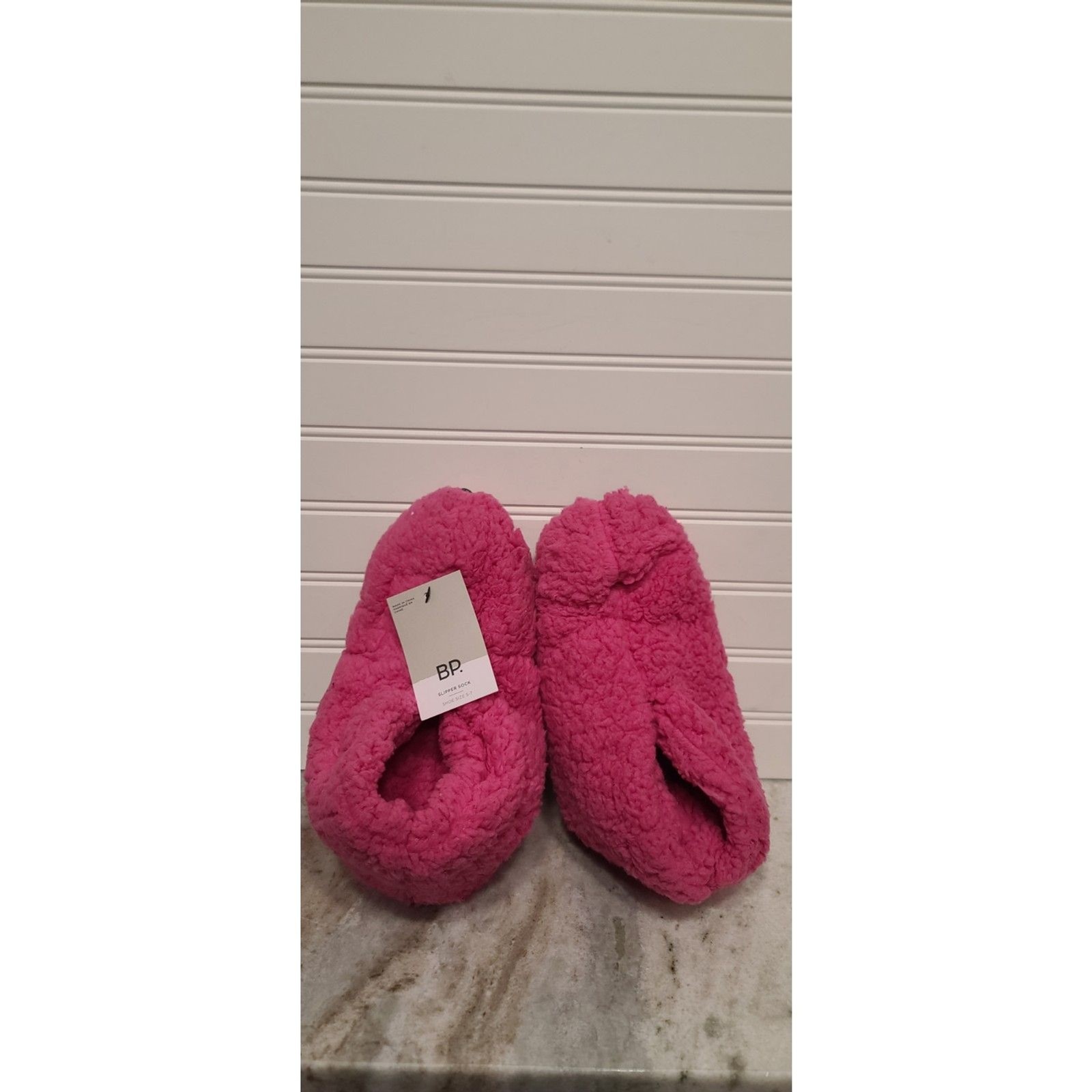 Nordstrom BP Womens Pink Berry Shearling Pull On Boots Slippers Size S/M 5-7 NWT