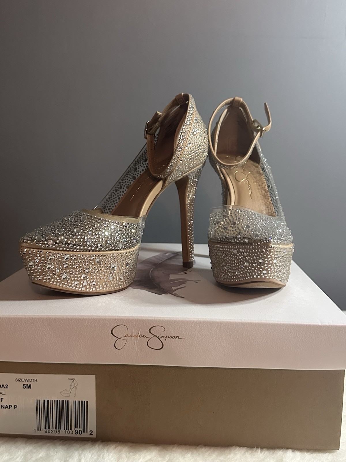 Jessica Simpson Crystal Platform Pumps Size 5