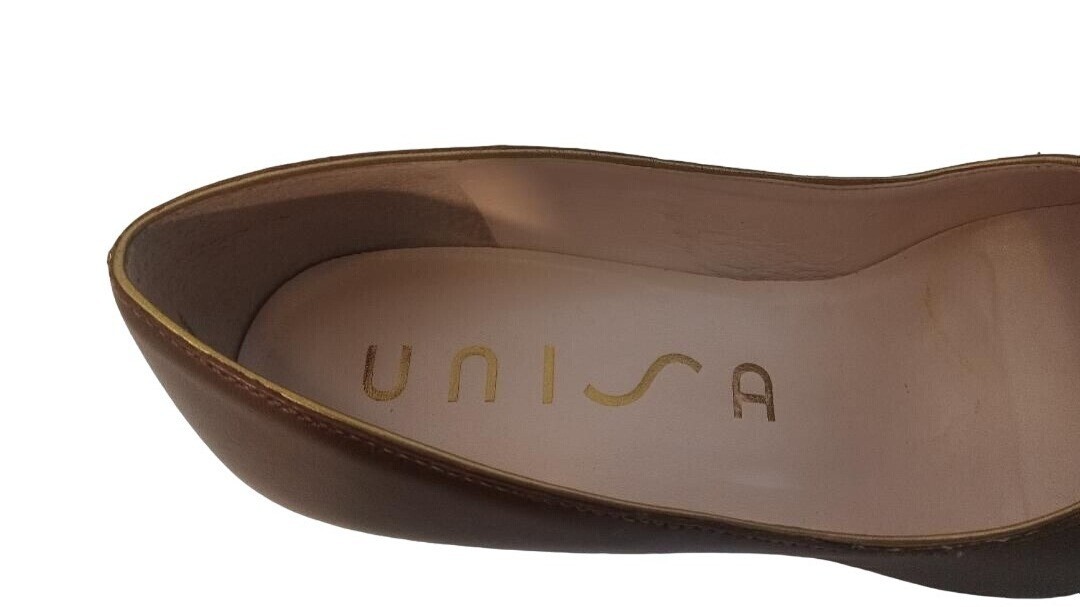 Unisa Shoes Claudine Womens Size 8B Brown Leather Heel 2.5 Inch Pumps Medallion