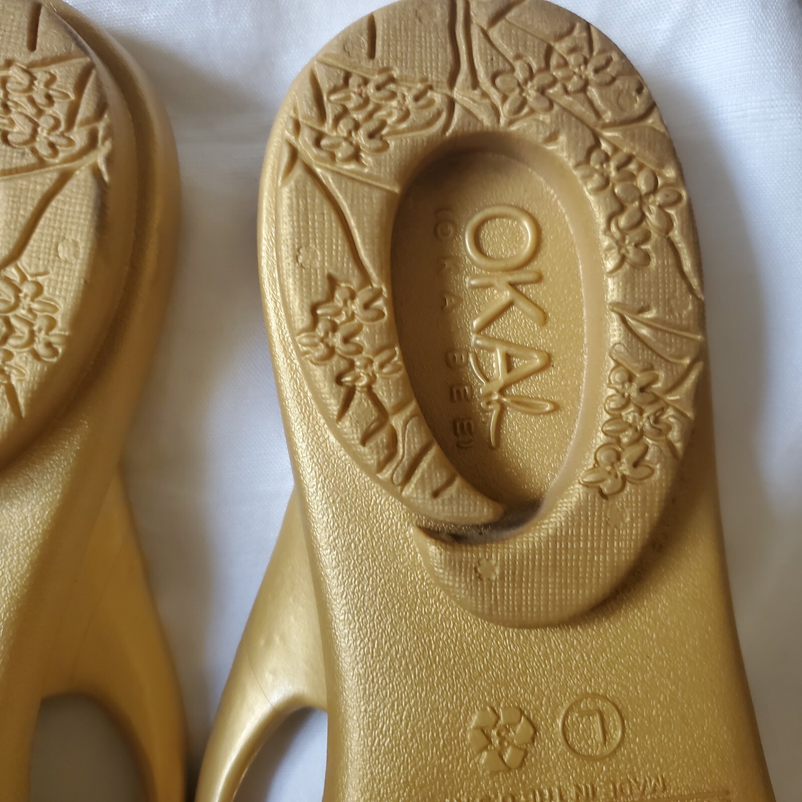 Oka B Flip Flops Sandals Women’s L 10-11 Golden Tan Made In USA Beach Pool
