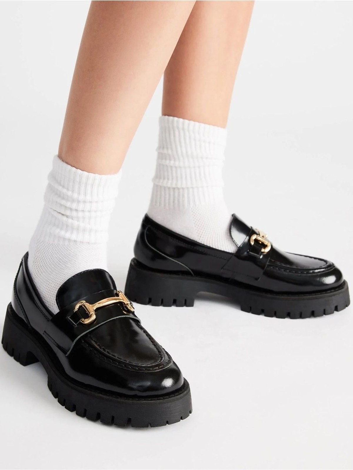 Steve Madden Lando Black Leather Chunky Loafers with Gold Buckle LIKE NEW Size 6