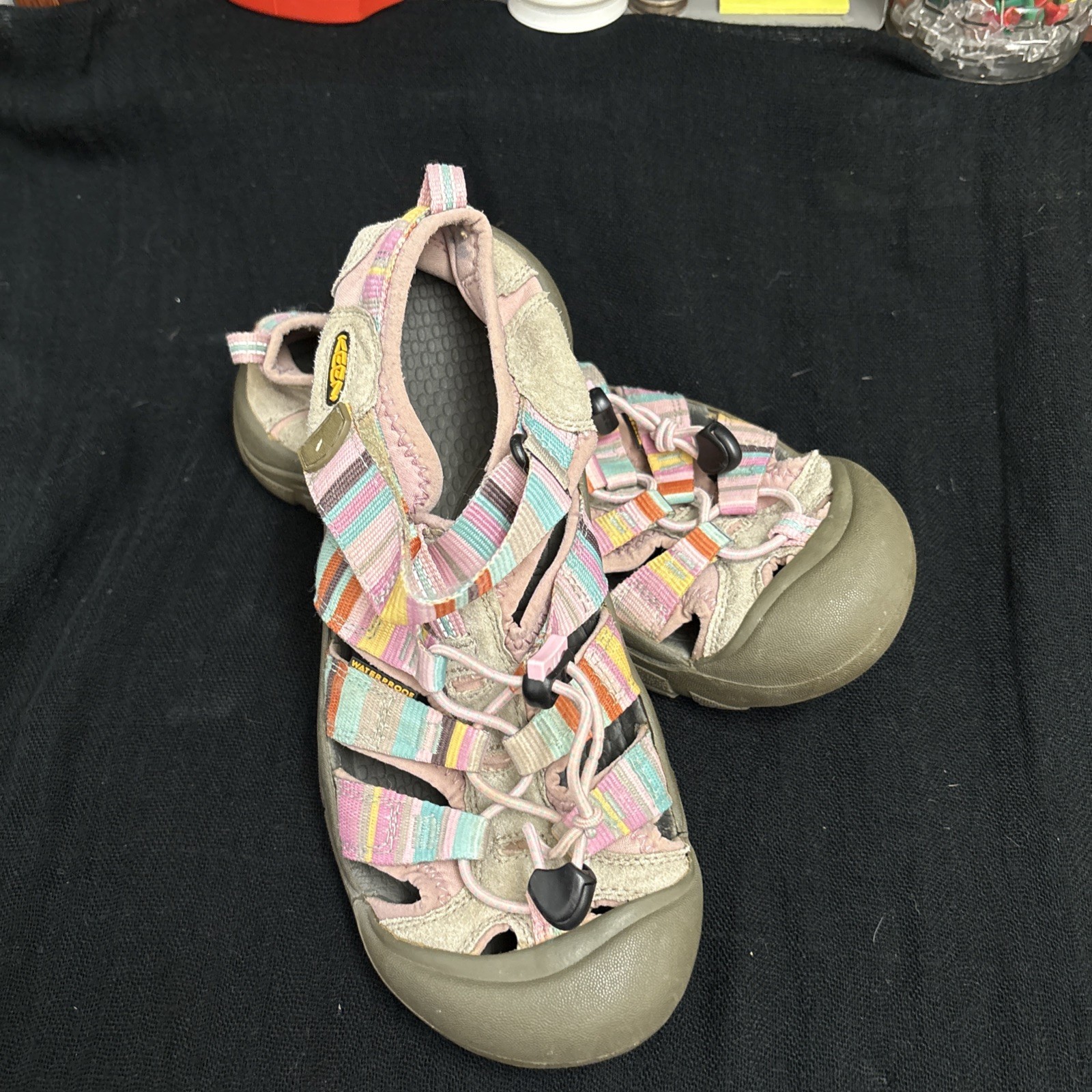 Keen 1006567 Pink & Gray Sandals Multicolor Women’s US Size 6 Closed Toe