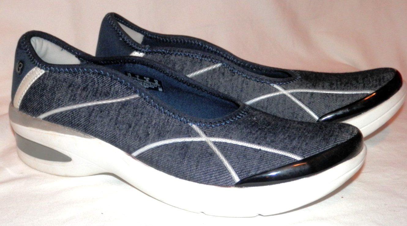 Bzees Ruby Washable Slip-on Comfort Walkers sz. 8M Navy Blue Denim/White Trim