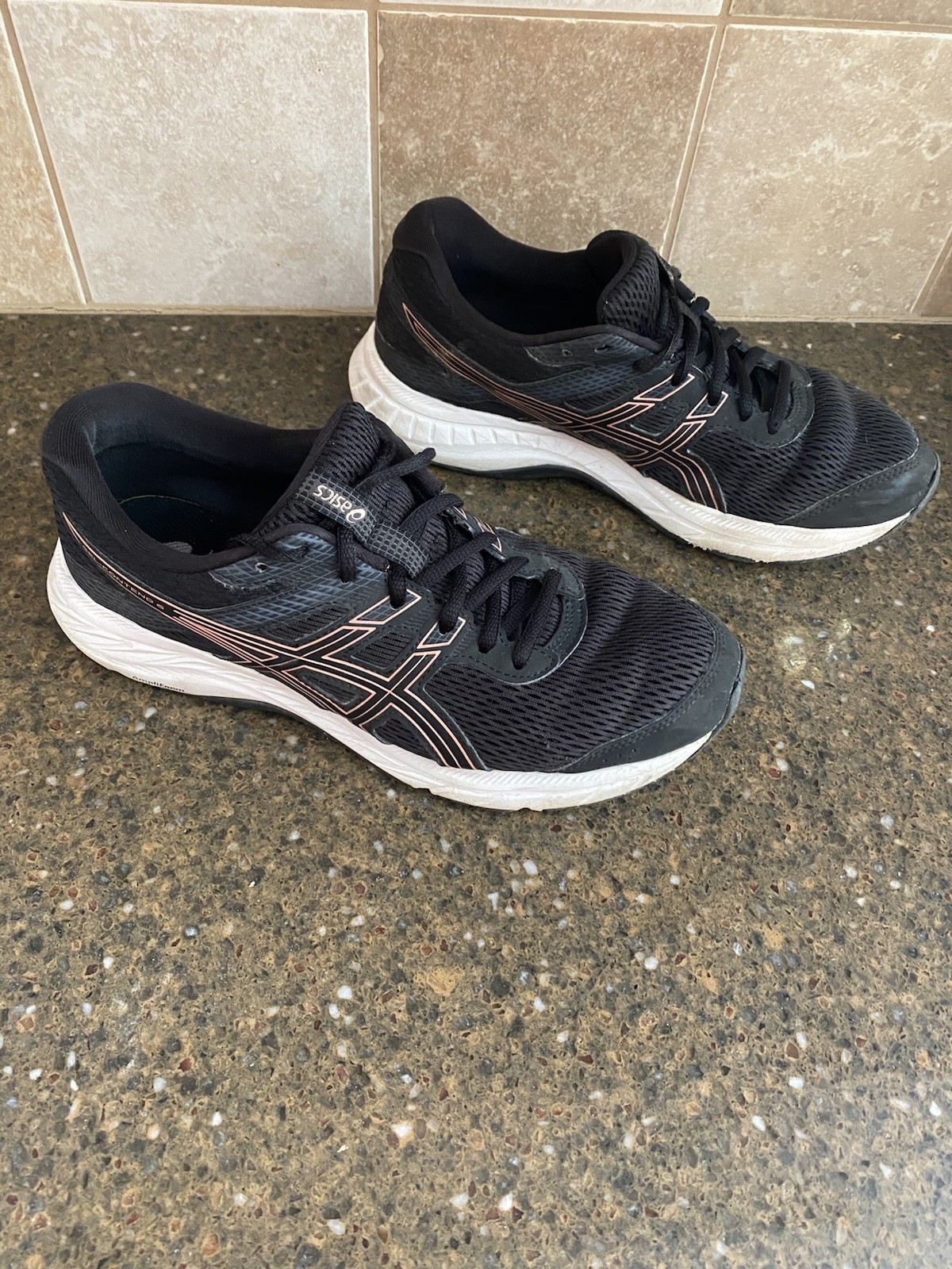 Asics Womens Gel Contend 6 1012A570 Black Running Shoes Sneakers Size 8.5