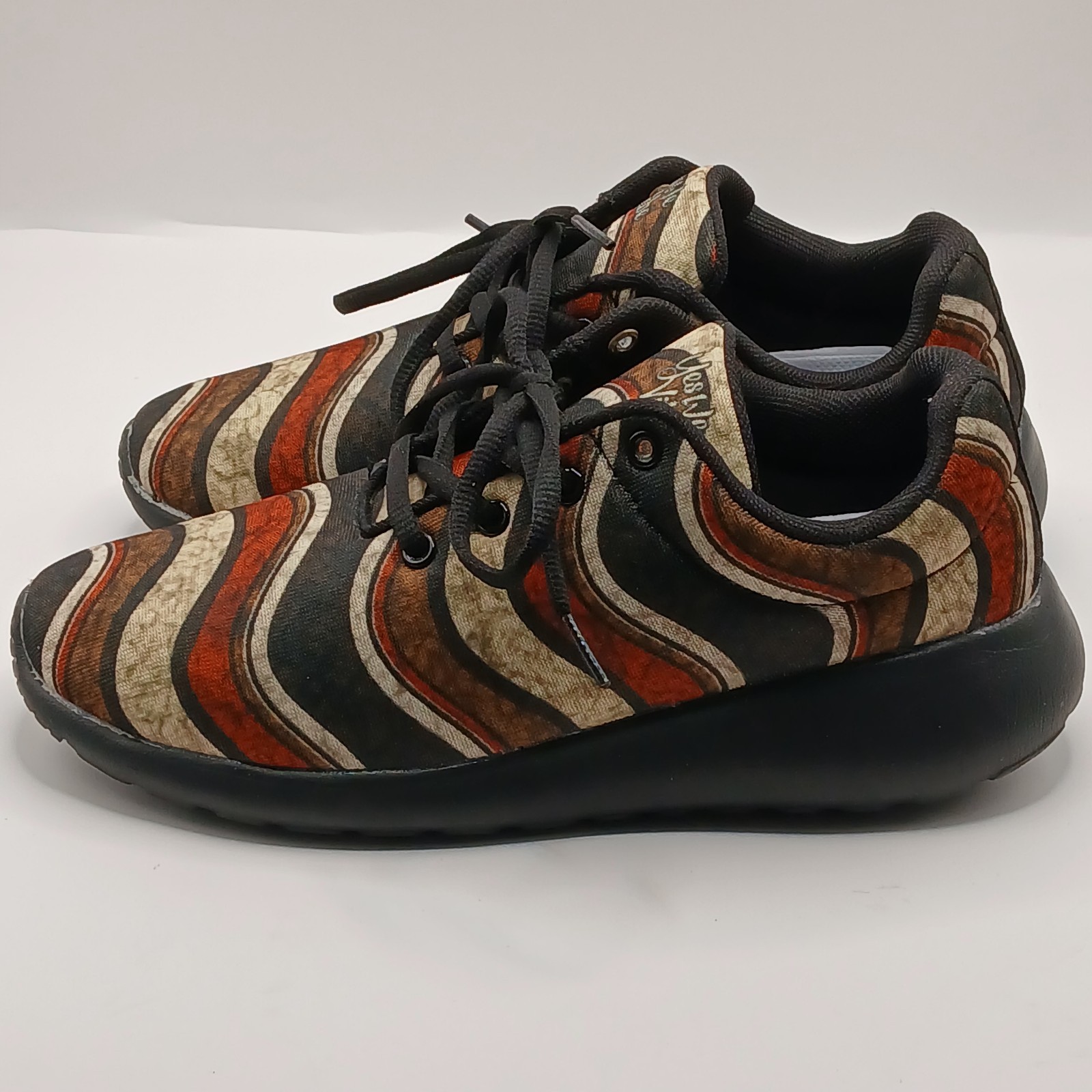 Yes, we vibe Unisex shoe women’s size 8 men’s size 6 multicolor