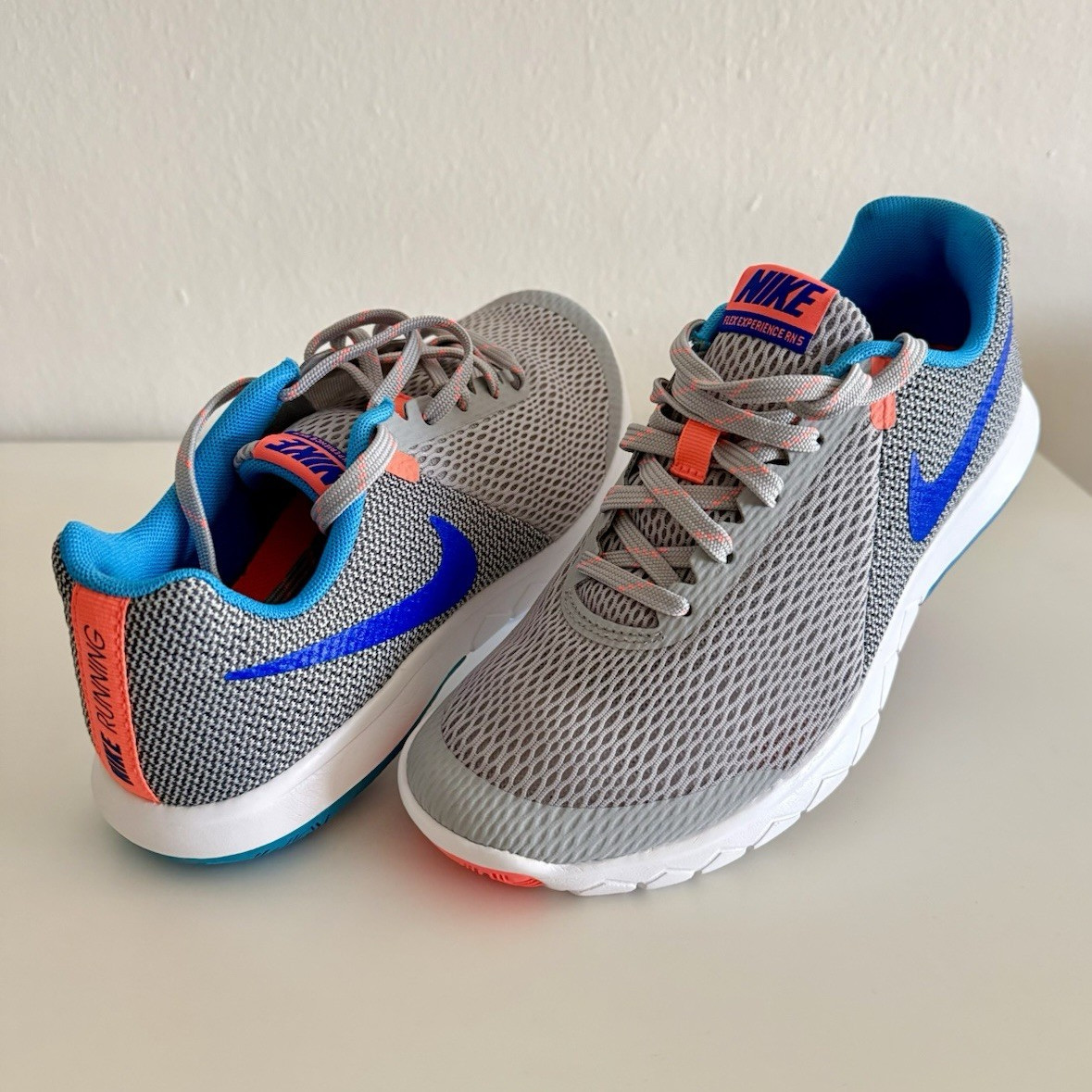 Nike Flex Experience RN 5 Running Shoes Women’s Sz 7 Gray Blue Orange 844729-003