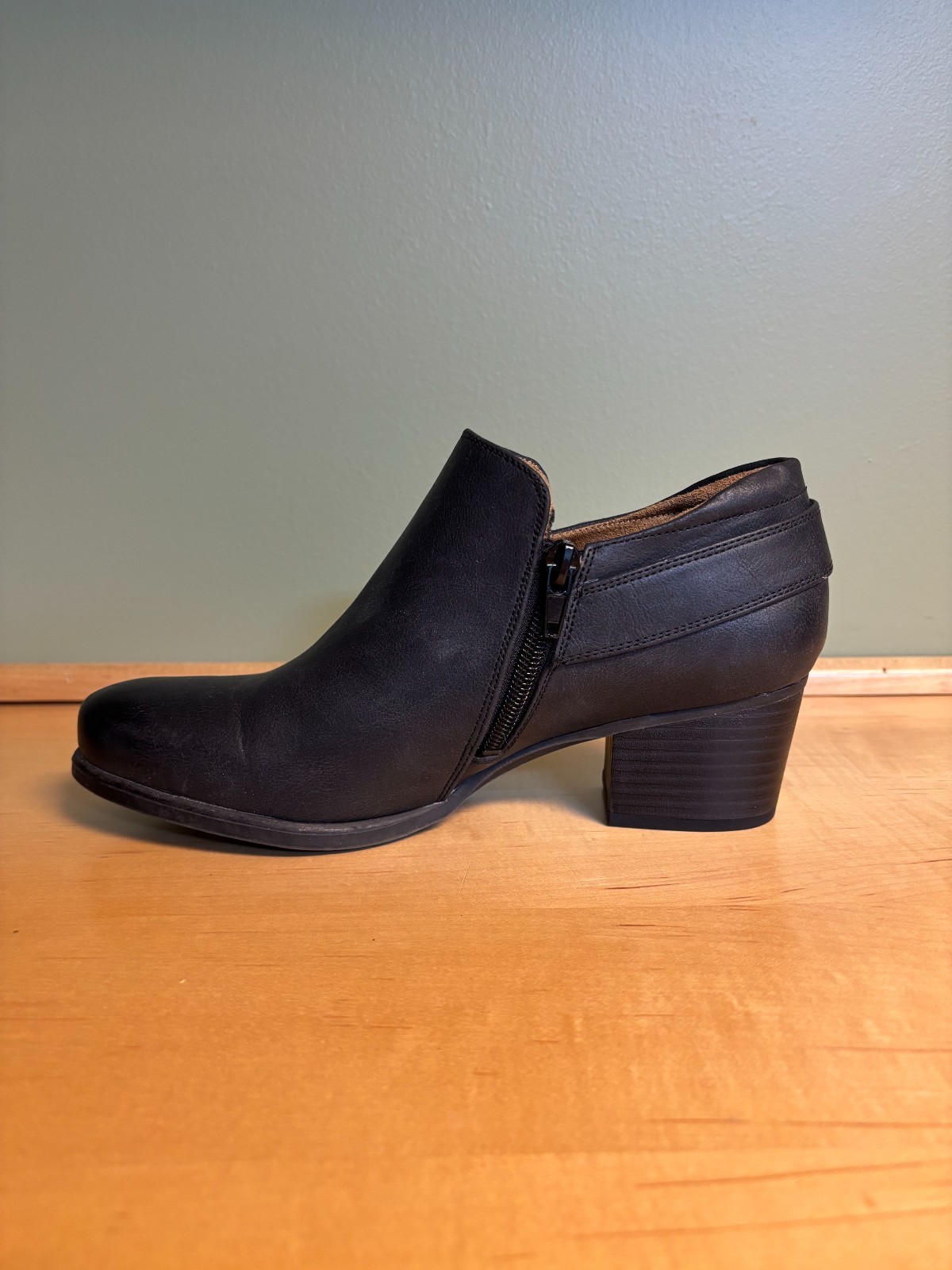 Natural Soul Womens 7.5 Candie Ankle Bootie Black Faux Leather NEW without box