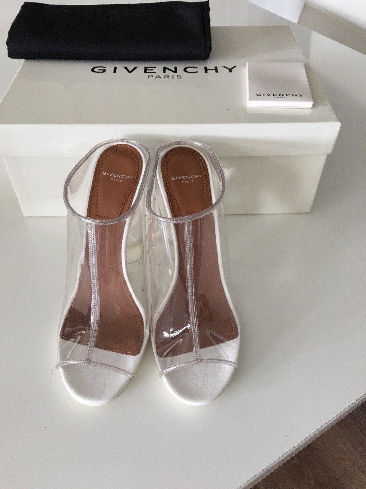 NWT GIVENCHY PVC PLEXIGLAS TRANSPARENT MULE HEEL SHOES SIZE IT 36 US 6
