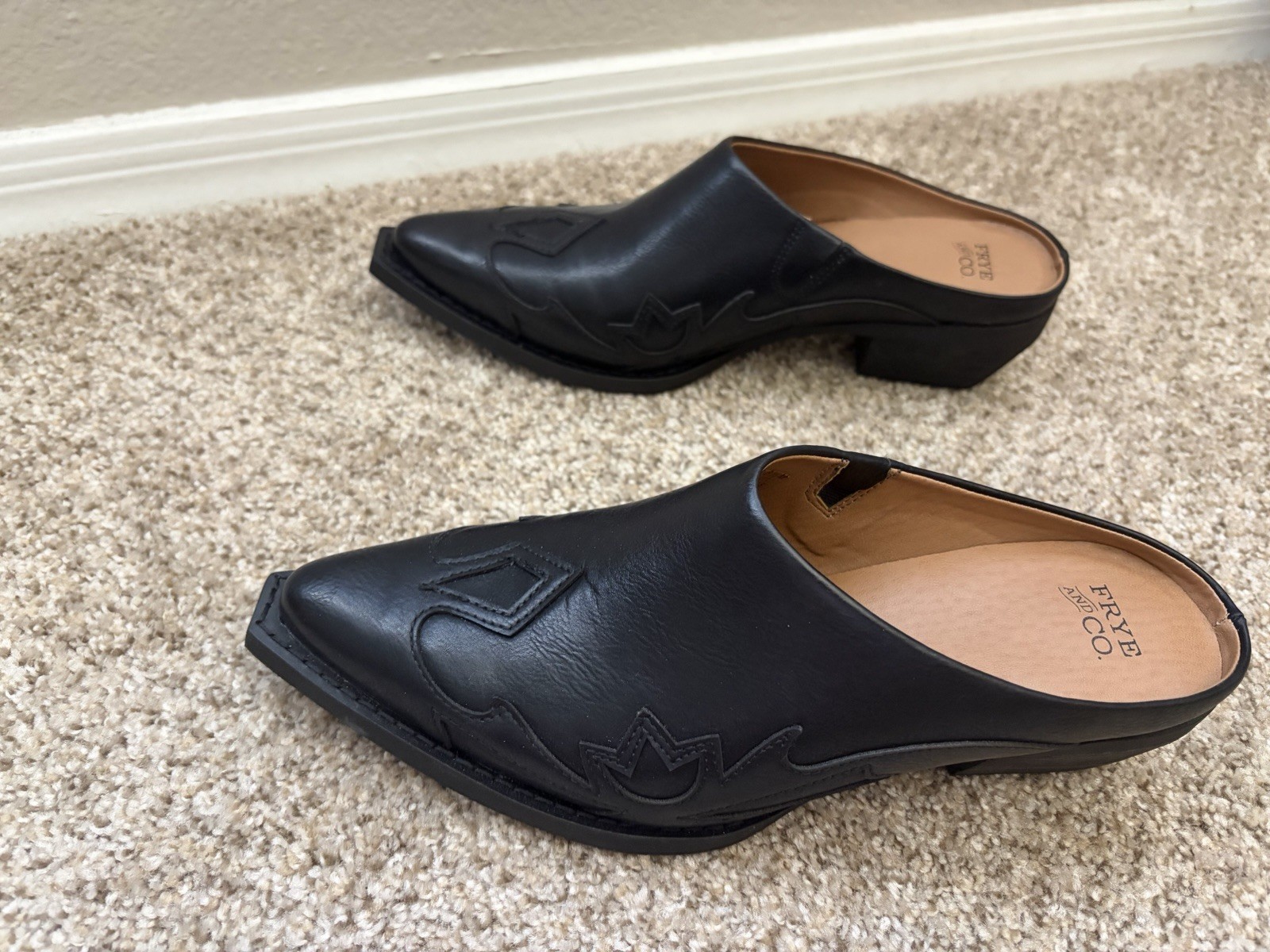 Frye and Co. Women’s Black Leather Western Mule Slip-On Block Heel Pointed