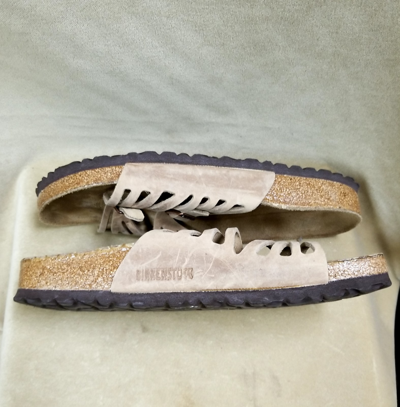 Birkenstock Tan Women’s Sz 40/9 Soft Footbed Sandals Brown Granada