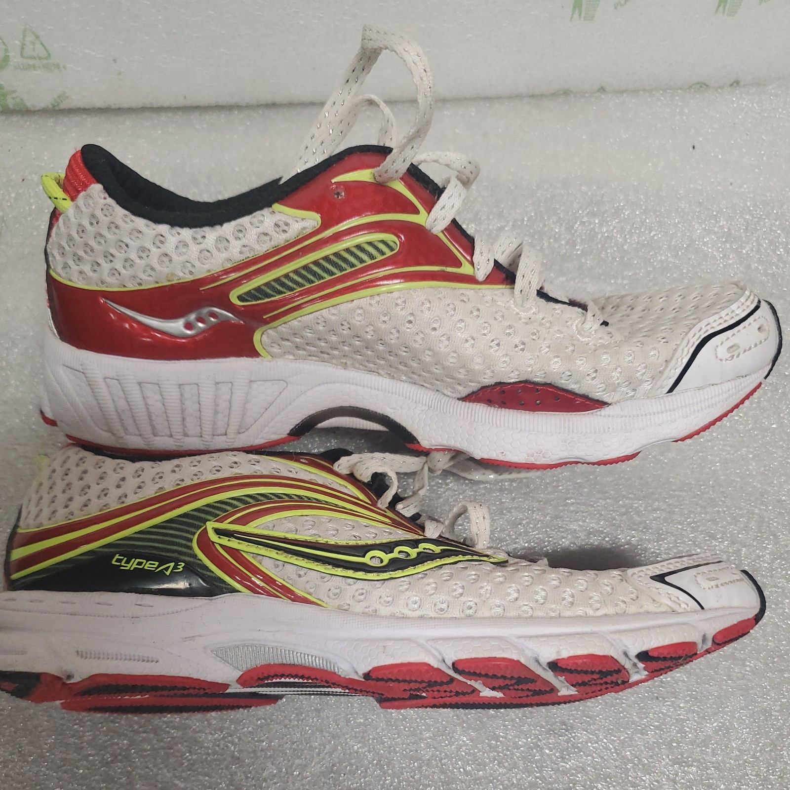 Saucony Women’s Type A3 Road Running Shoe, Citron/ white B(M) US 10