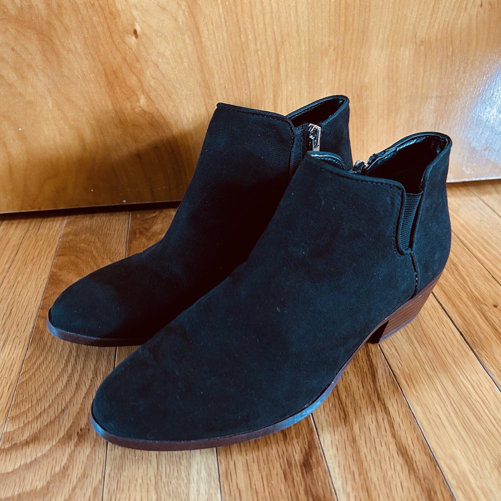 Circus by Sam Edelman Boots Womens 7 M Black Bootie suede cone Heels