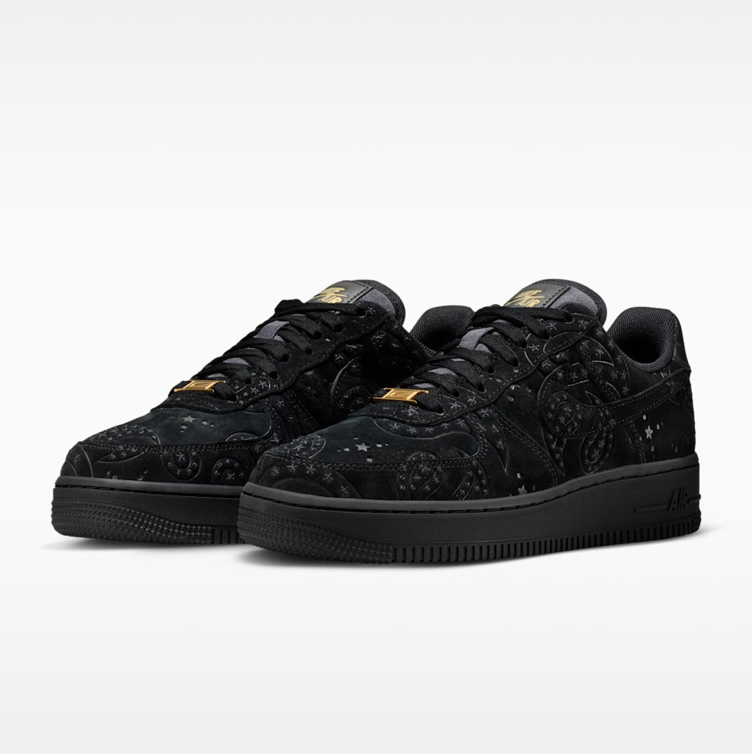 NIKE Women’s Air Force 1 ’07 Premium+ IO1259-001 Black Metallic Gold Black