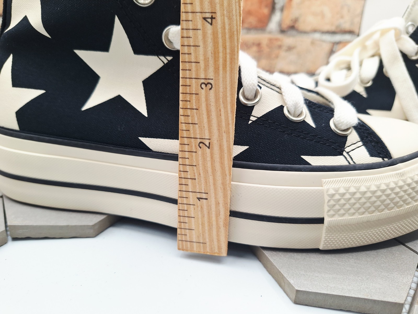 Converse Chuck Taylor 70 All Star Lift Platform Hi Large Stars Women Sz 9 Shoes