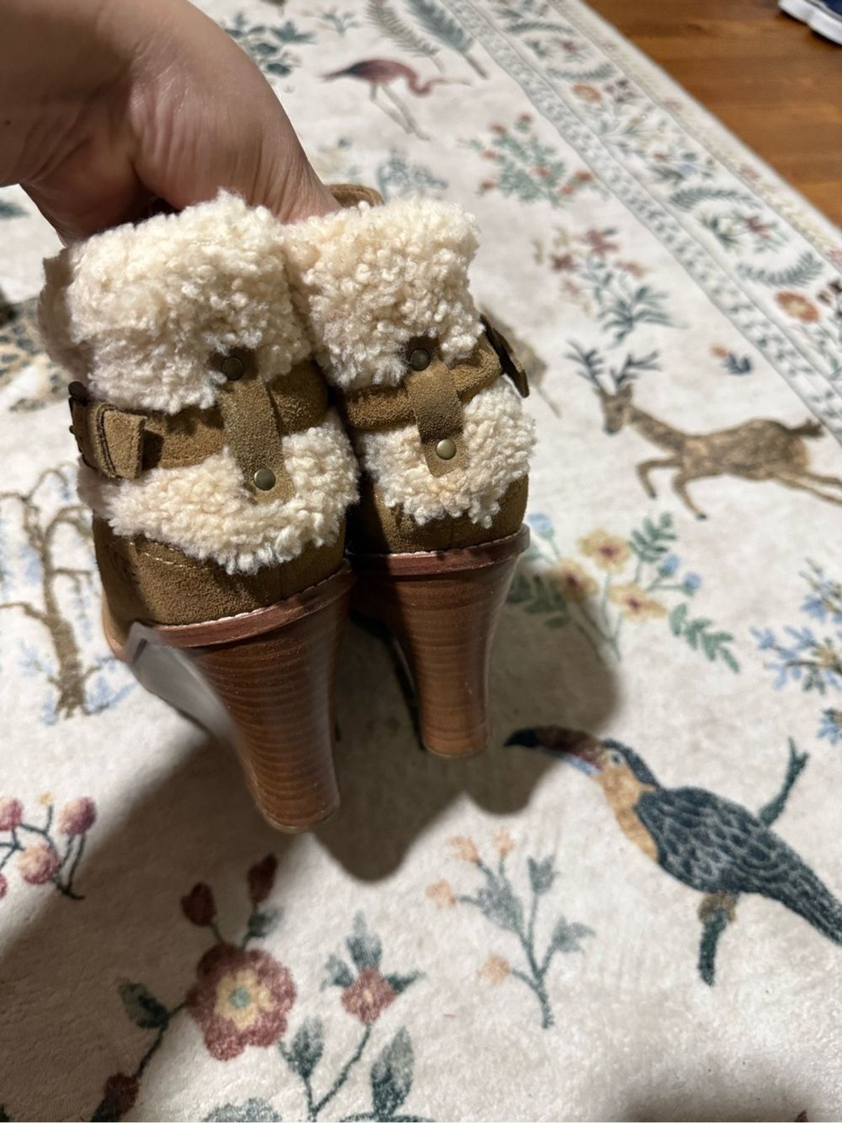UGG Australia Brown Chestnut Suede Shearling Fur Anais Wedge Bootie US 8.5