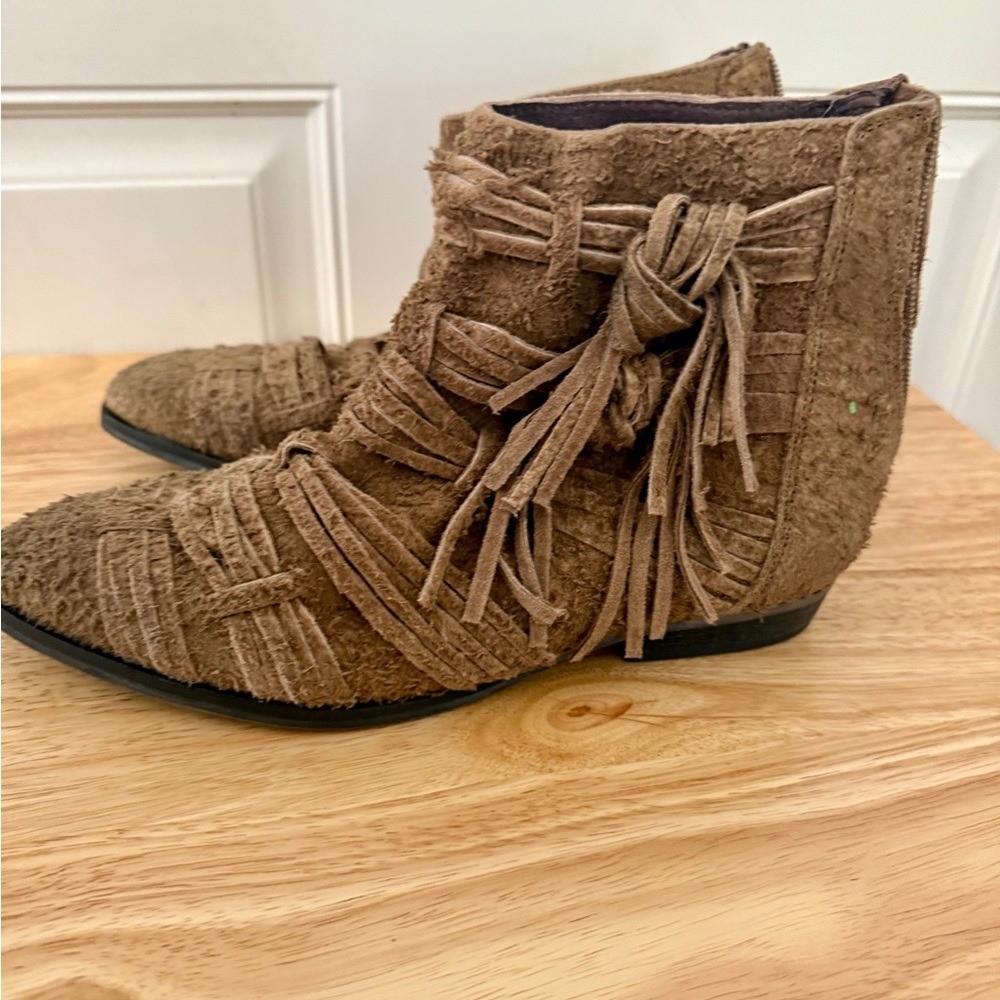 Free People Textured Tan Ankle Booties New – Grunge