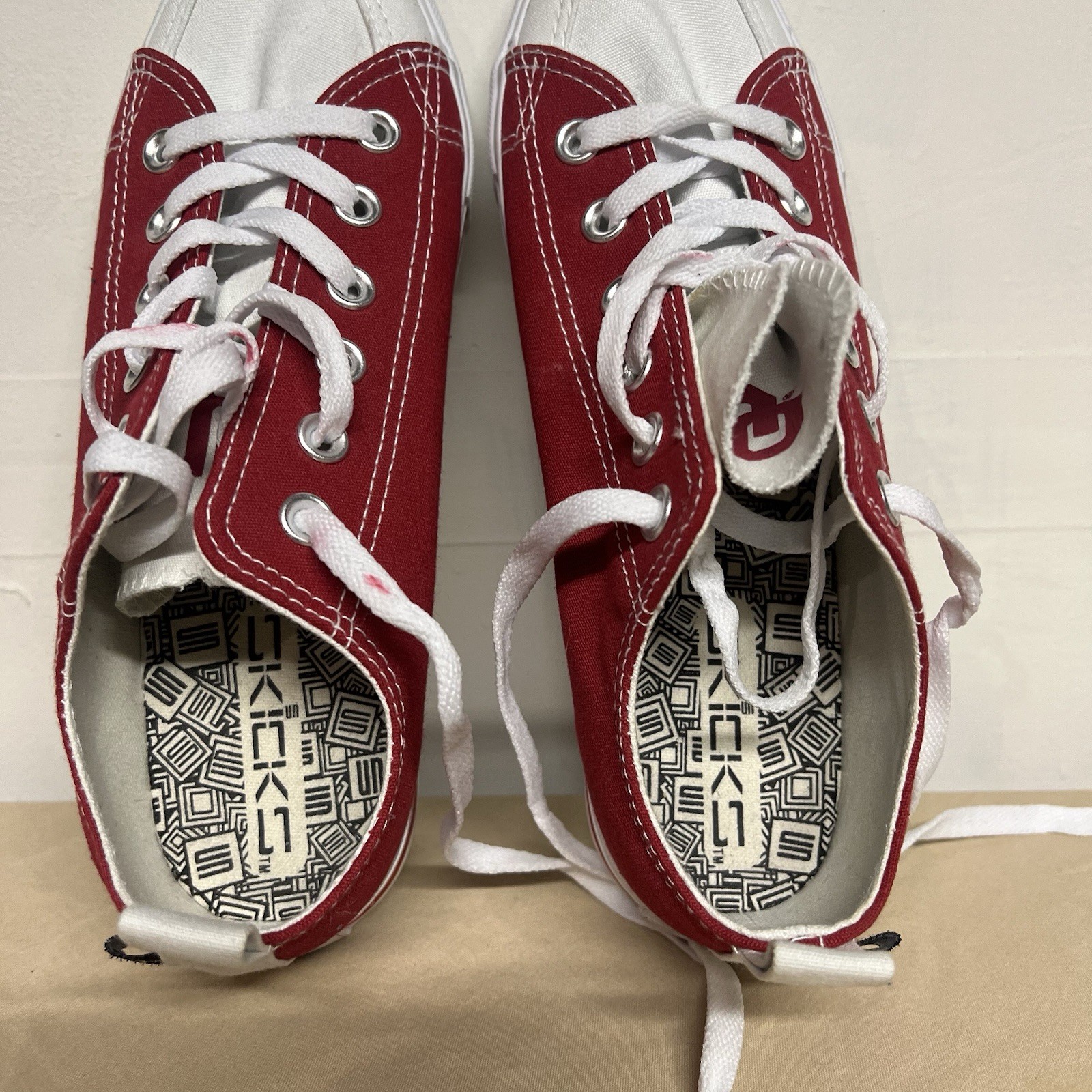 Skicks OU Oklahoma Sooners College Sneakers Shoes Women’s Size 8M Football Fan
