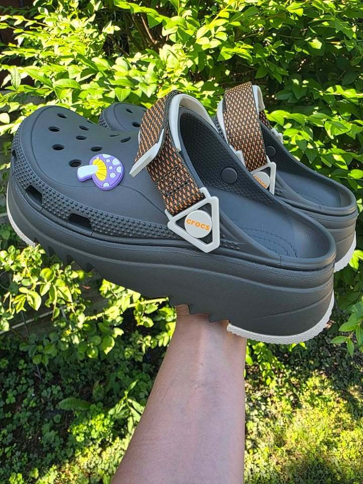Crocs All-Terrain Platform Clogs Size 5M or 7W with Mushroom Jibbitz