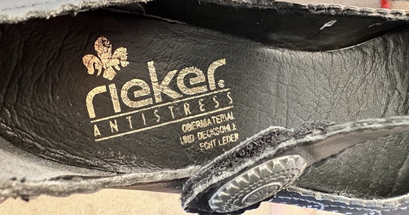 Rieker Germany Antistress Black Leather Mary Janes Silver Conch Buckles~9 (40)