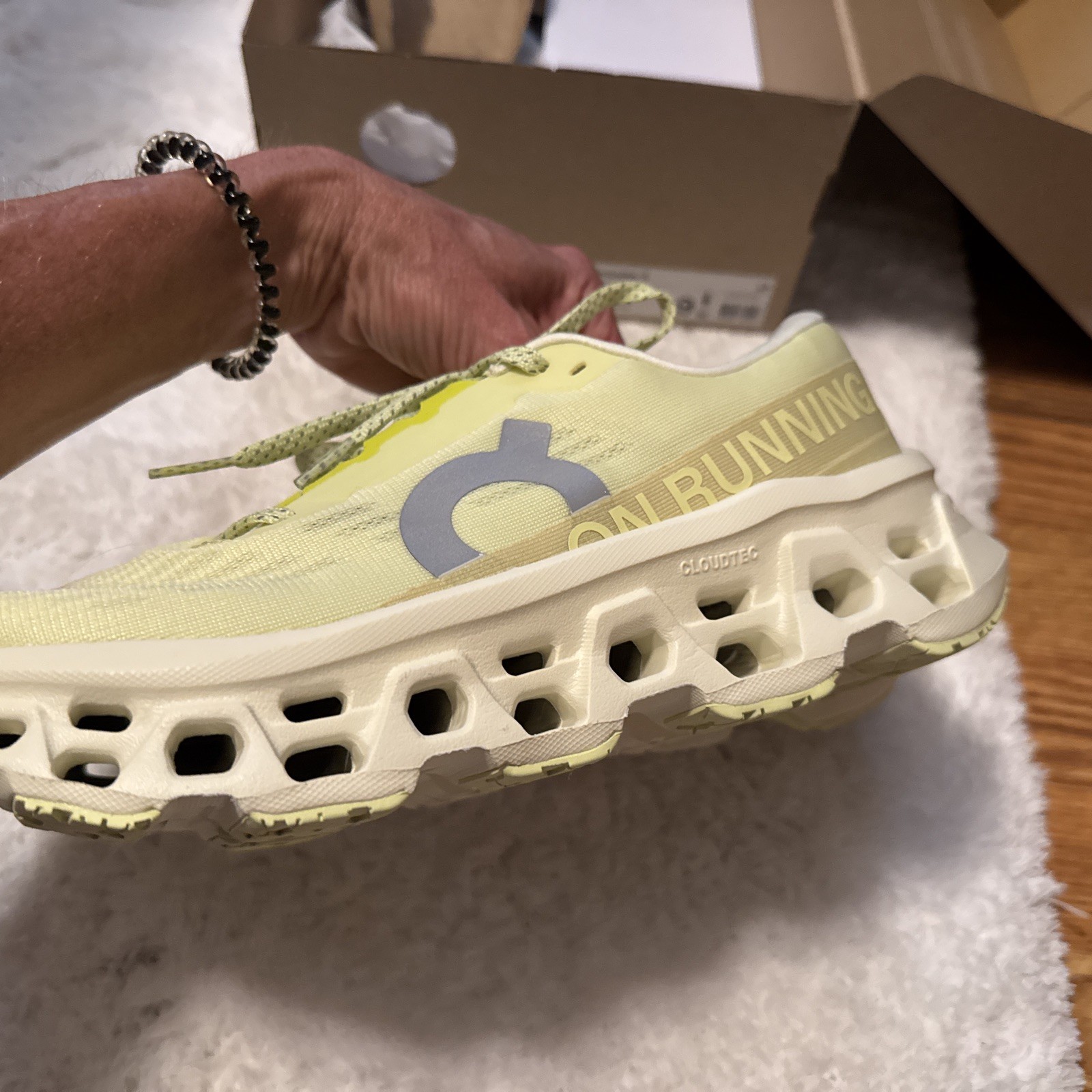 On WMNS Cloudmonster 3 Limelight Seedling Women’s Size 9 – 1 Short Walk See Pics