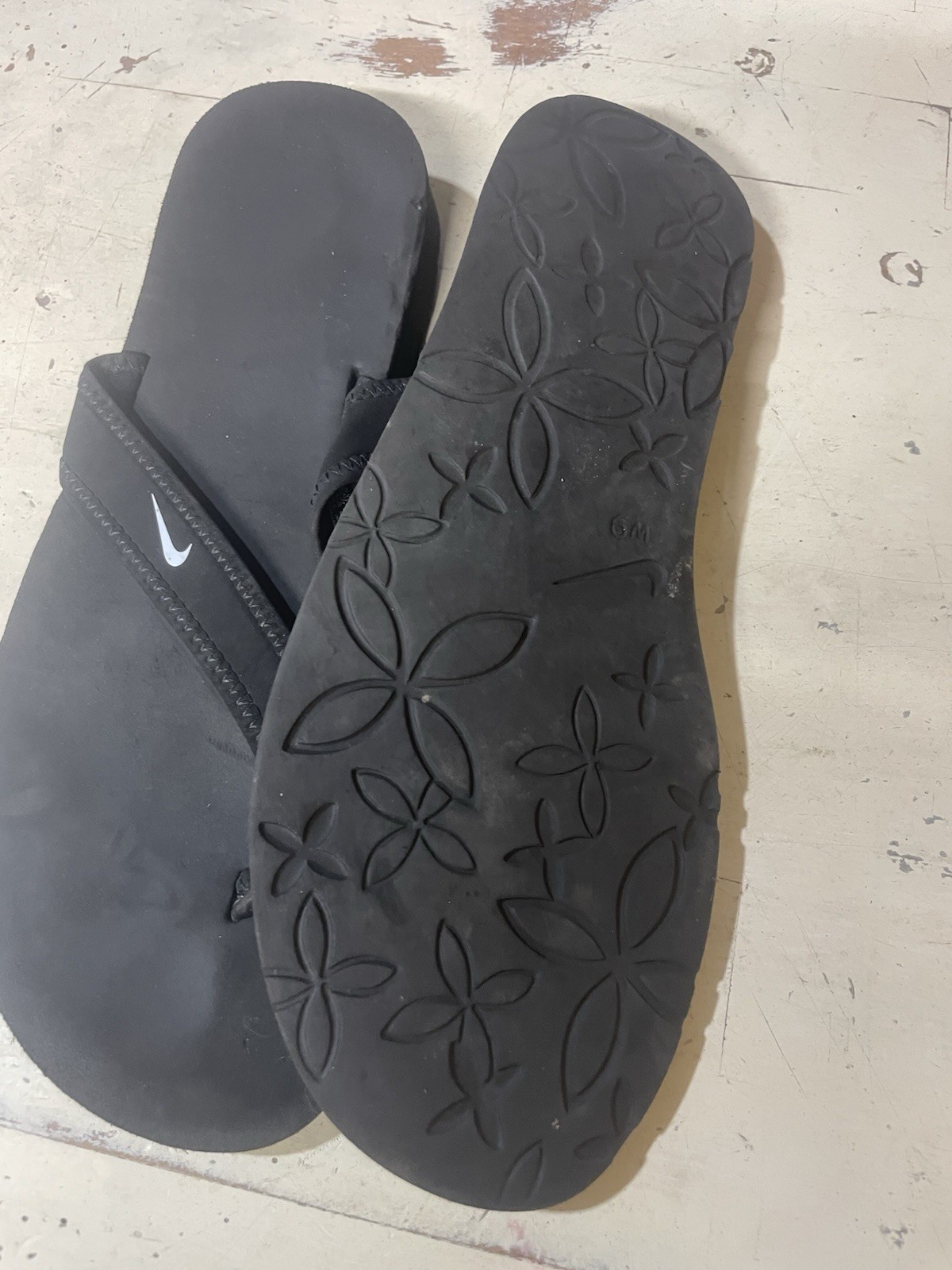 Nike Celso Girl Thong Women’s Slides Black Flip Flop Size 9