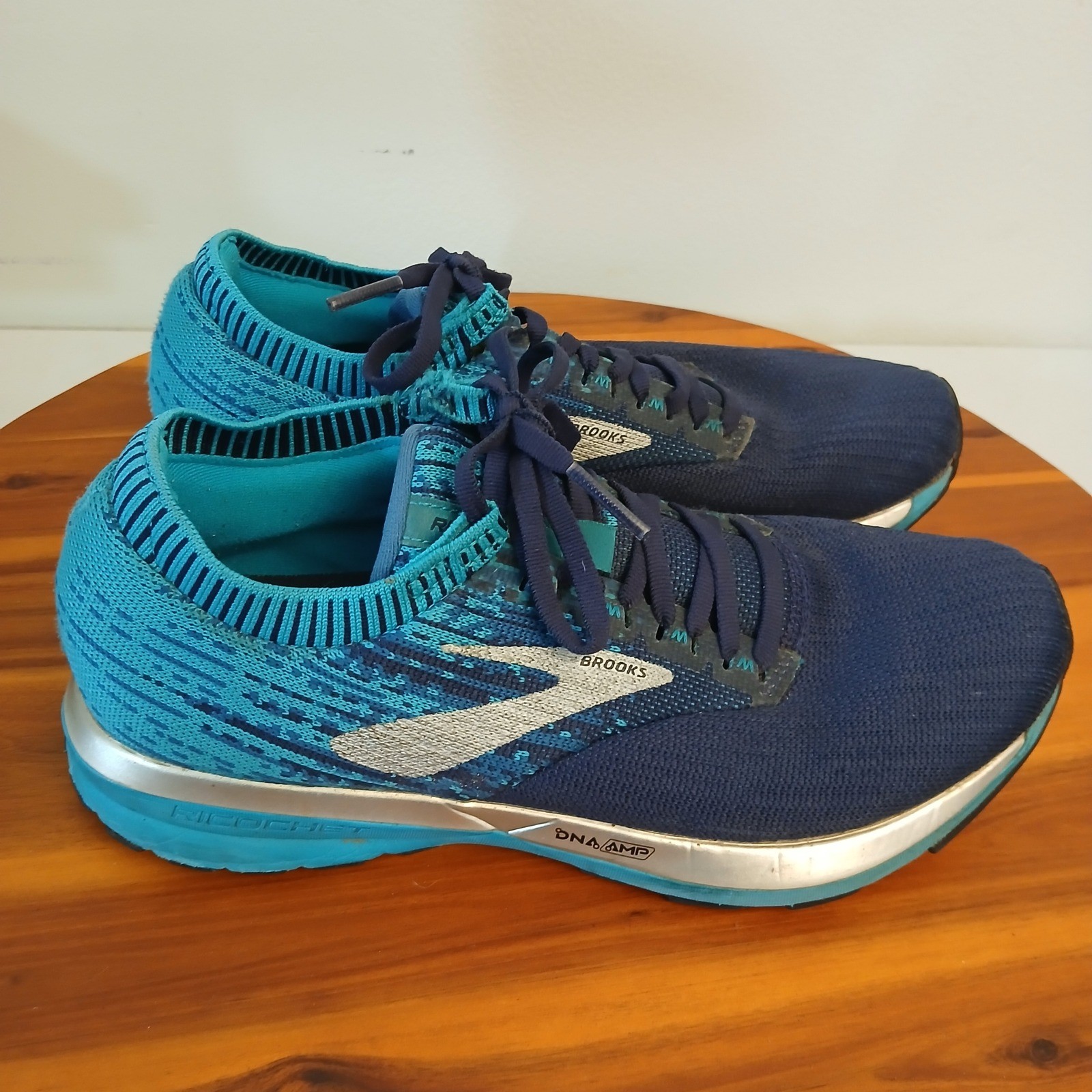 Brooks Ricochet Womens 8.5 Navy Teal Running Shoes Sneakers 1202821B482