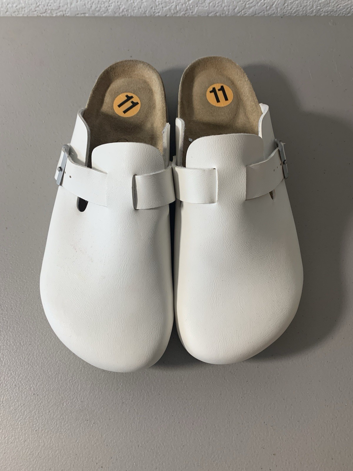 Women’s Cushionaire Size 11