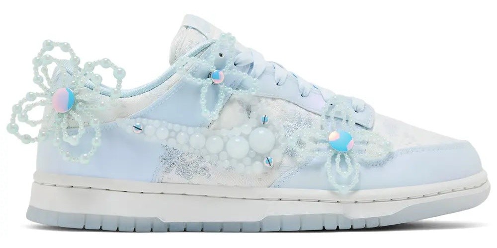 [HV8575-100] WOMENS NIKE DUNK LOW QS