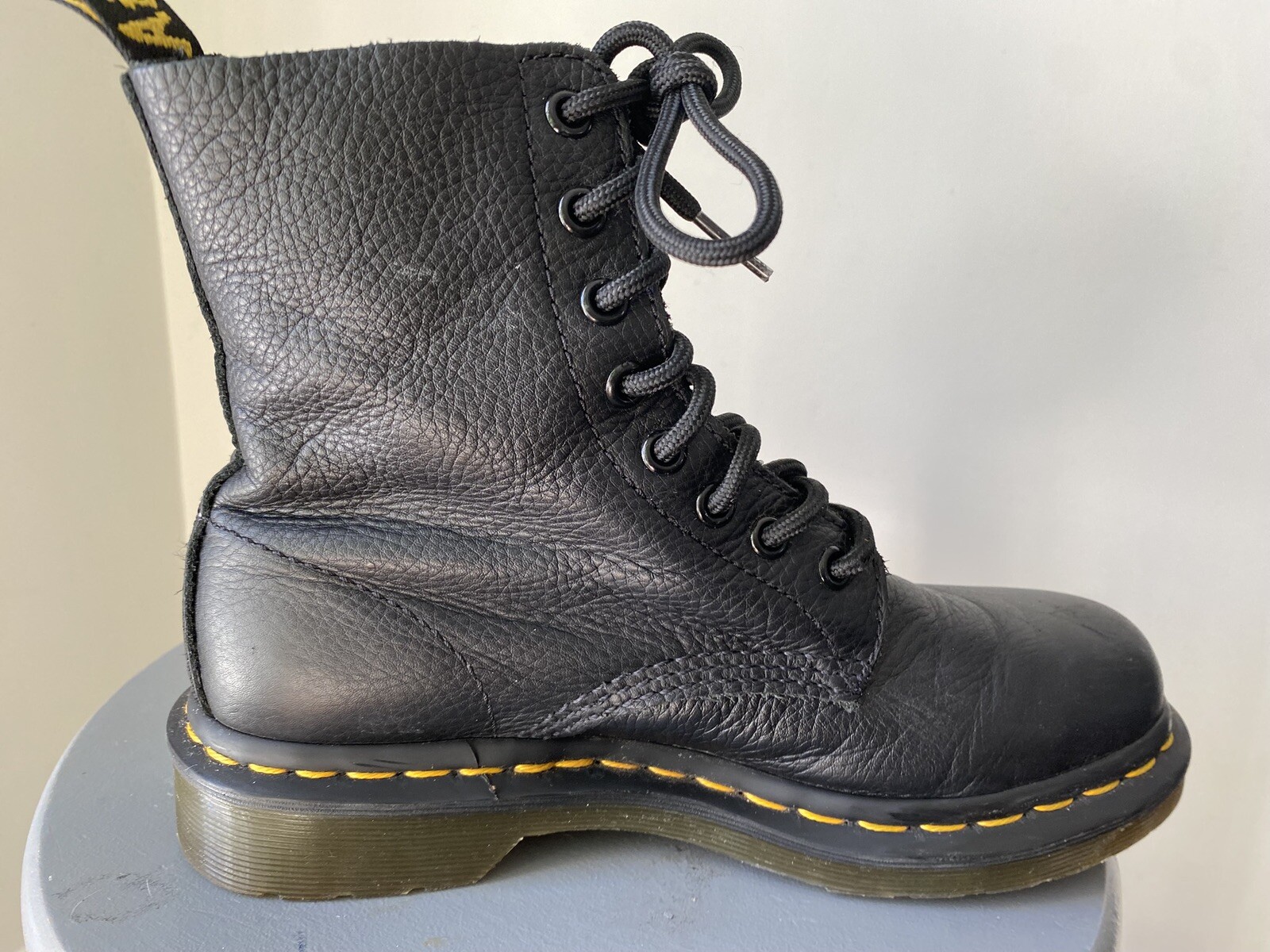 Doc Marten Boots 1460 Pascal Leather Women’s Size US 6 Black